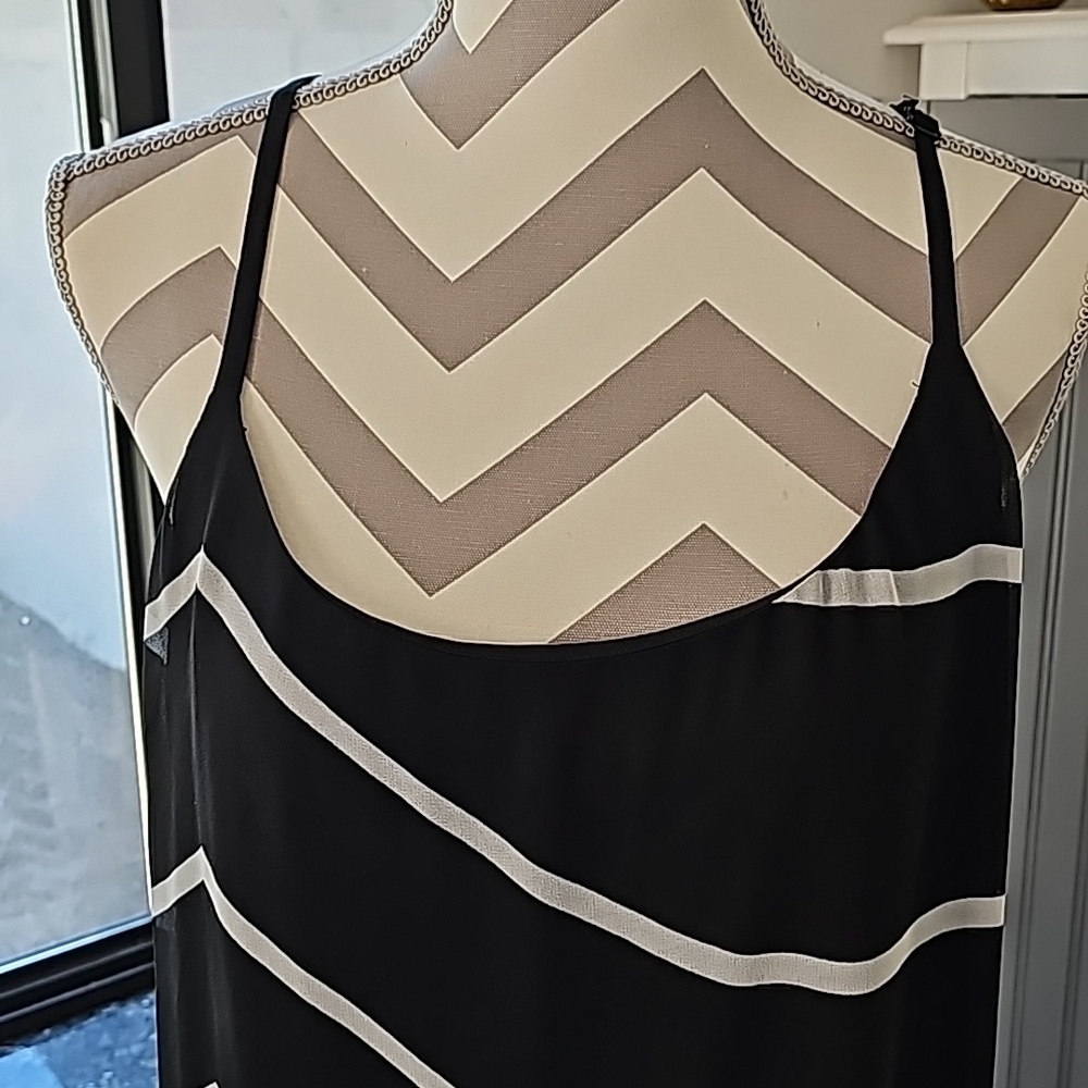 Lane Bryant dress size 22/24 NWT - Picture 2 of 5
